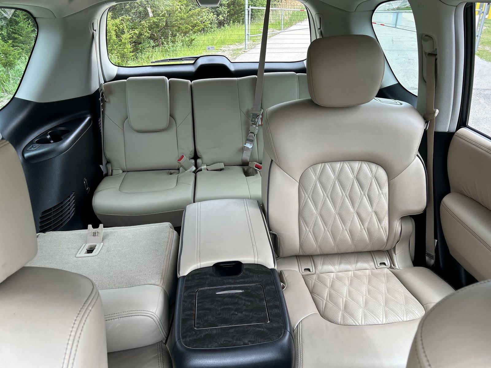 Certified 2023 Nissan Armada Platinum w/ Captain's Chairs Package AWD/4WD image 28