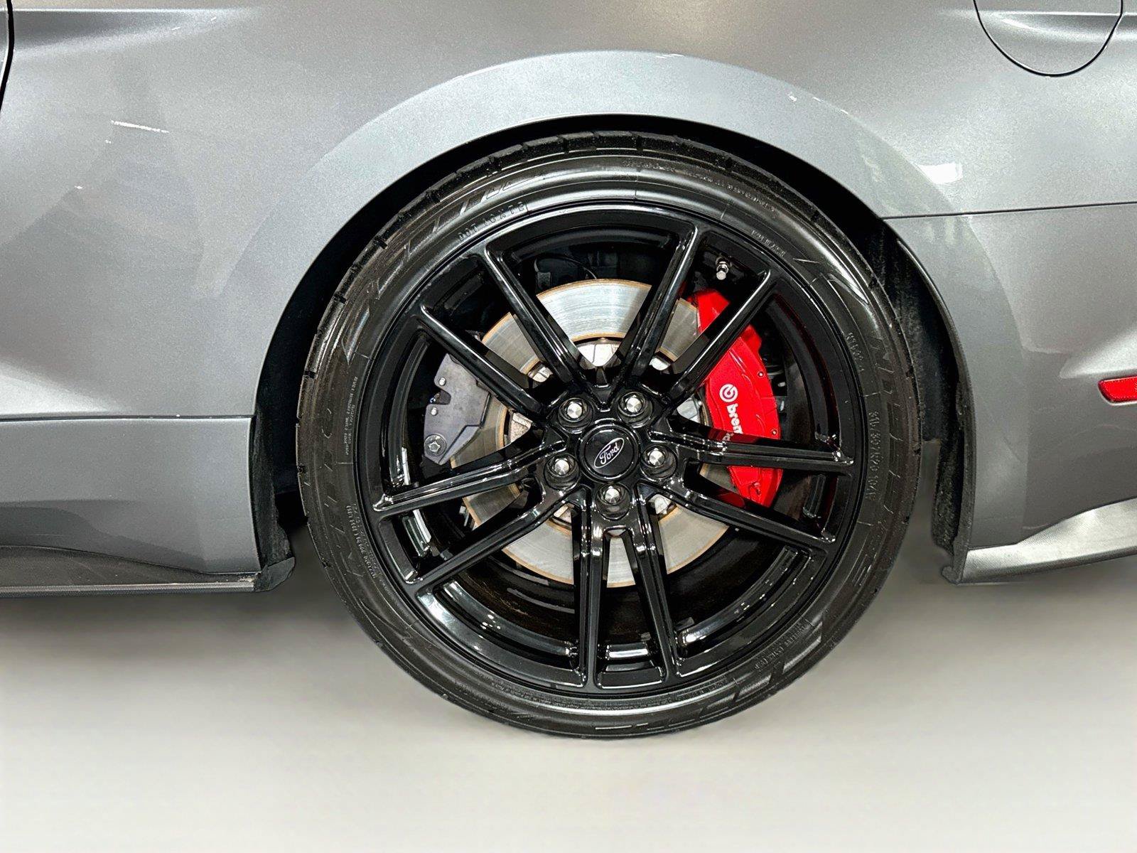 Used 2021 Ford Mustang Shelby GT500 w/ Technology Package RWD image 34