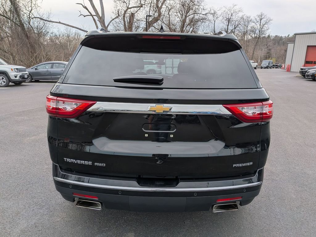 Used 2019 Chevrolet Traverse Premier AWD/4WD image 4