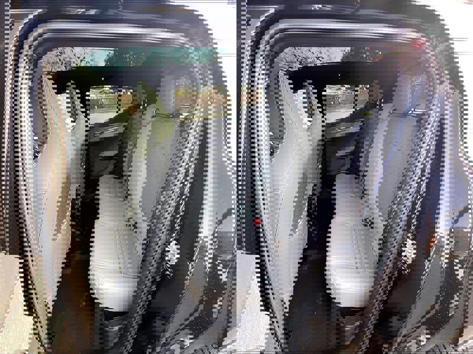 New 2026 Volvo EX30 Plus w/ Protection Package Premier image 12