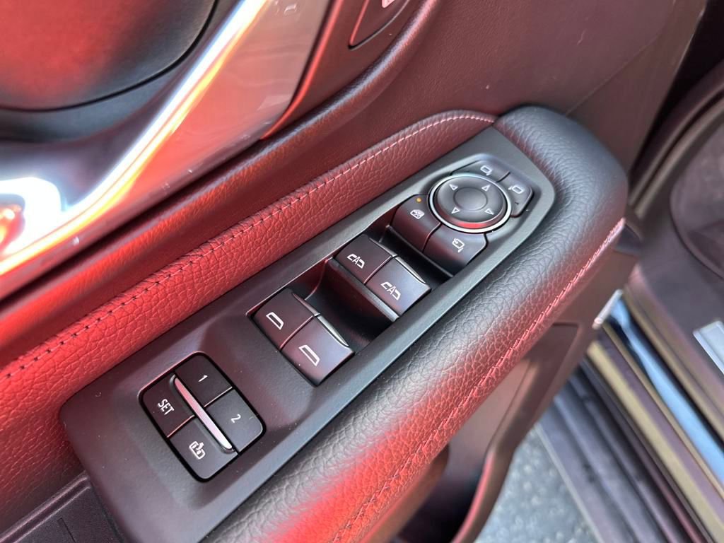 Used 2022 GMC Yukon Denali image 14