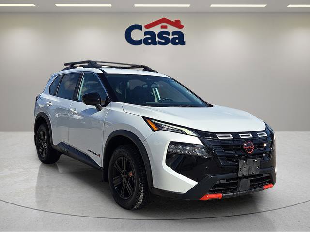 Certified 2025 Nissan Rogue SV image 1