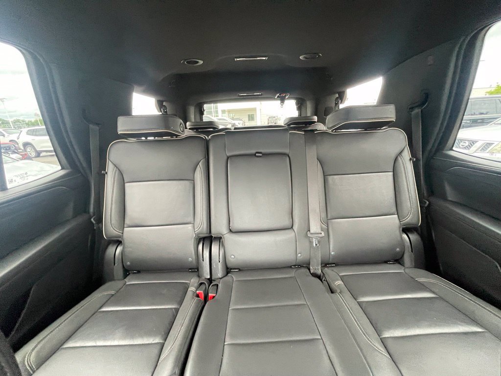 Used 2024 GMC Yukon SLT AWD/4WD image 24