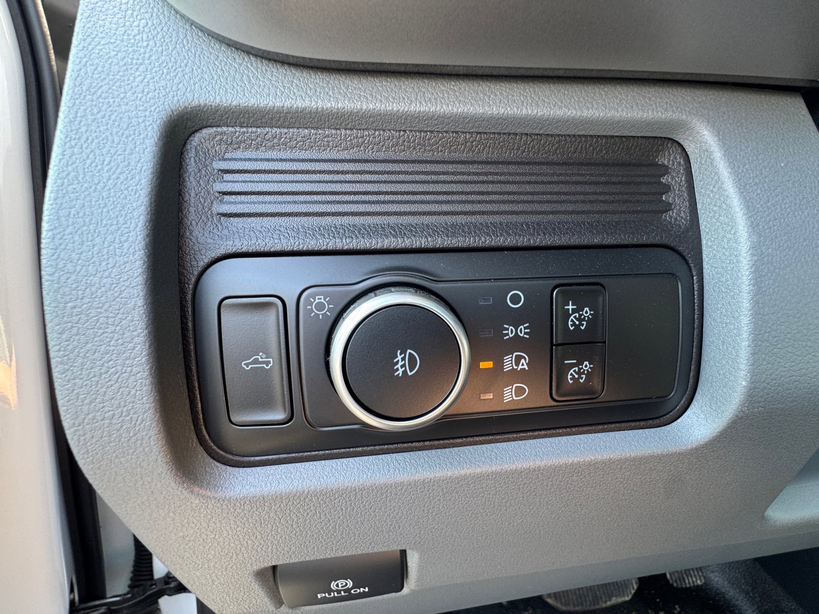 New 2024 Ford F250 4x4 Regular Cab Super Duty image 31