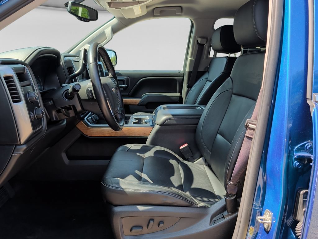 Used 2015 Chevrolet Silverado 1500 LTZ AWD/4WD image 16