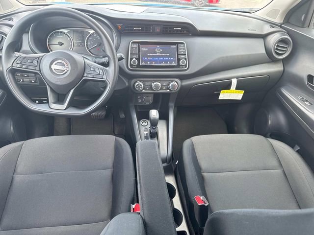 Certified 2025 Nissan Kicks Play S image 19