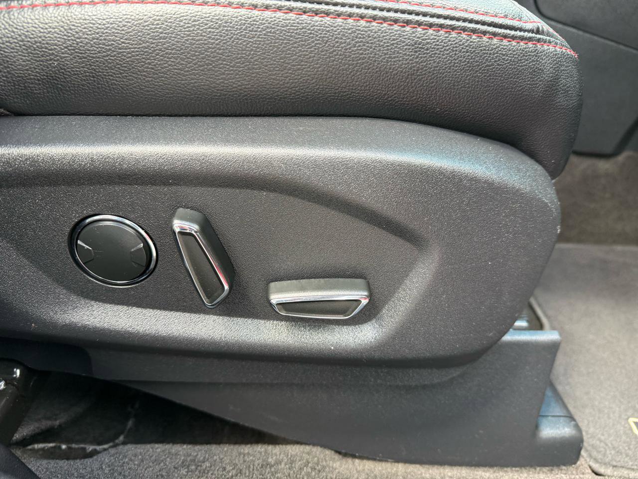 Used 2016 Ford Explorer Sport w/ Equipment Group 401A image 22