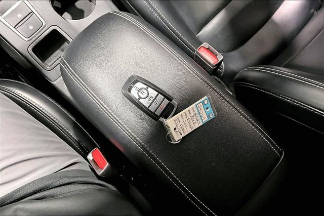 Used 2024 Ford Escape Platinum AWD/4WD image 36