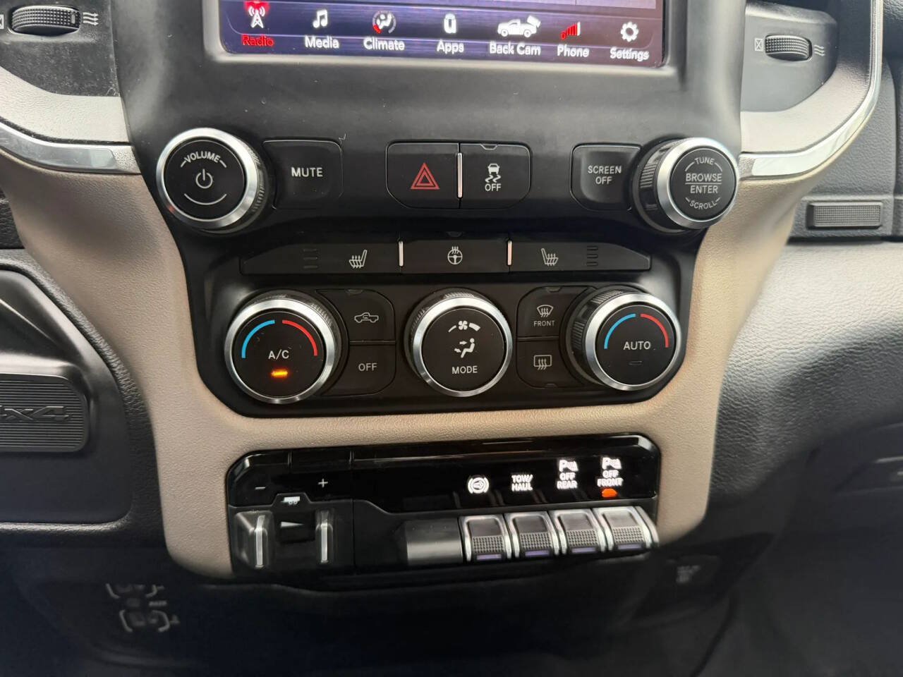 Used 2021 RAM 2500 Laramie AWD/4WD image 31