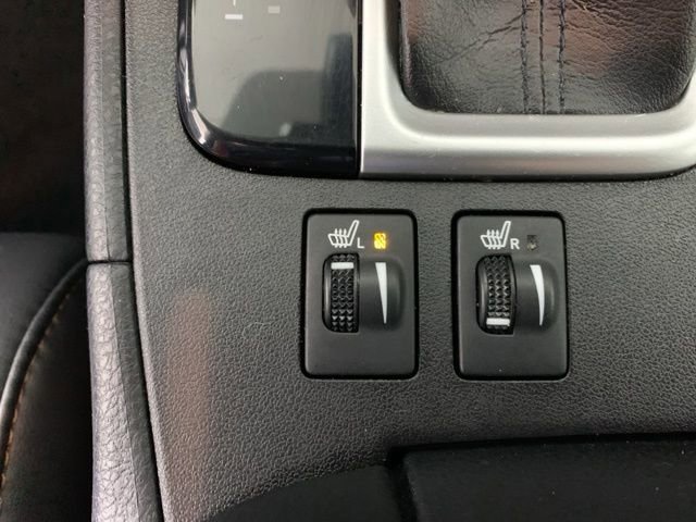 Used 2019 Toyota Highlander XLE w/ Protection Package #3 image 29