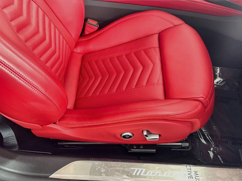 Used 2024 Maserati GranTurismo Trofeo AWD/4WD image 36
