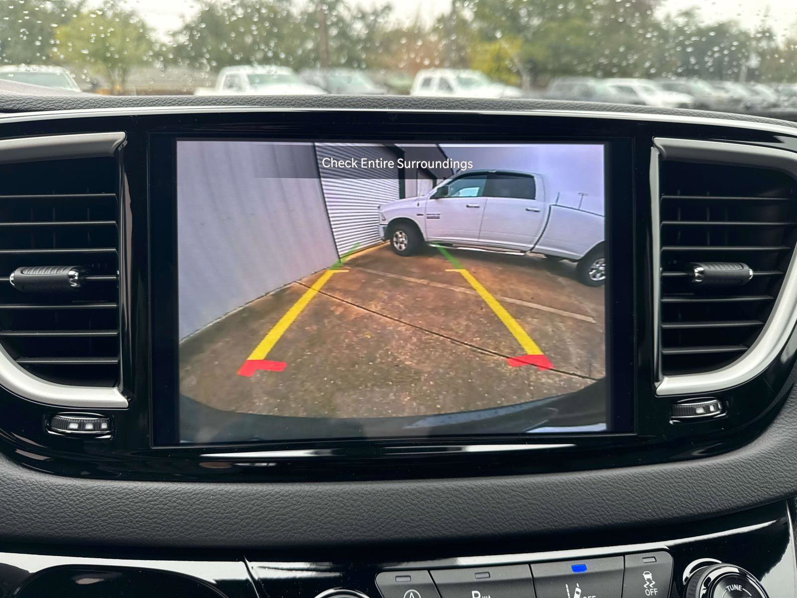 New 2026 Chrysler Voyager LX image 12