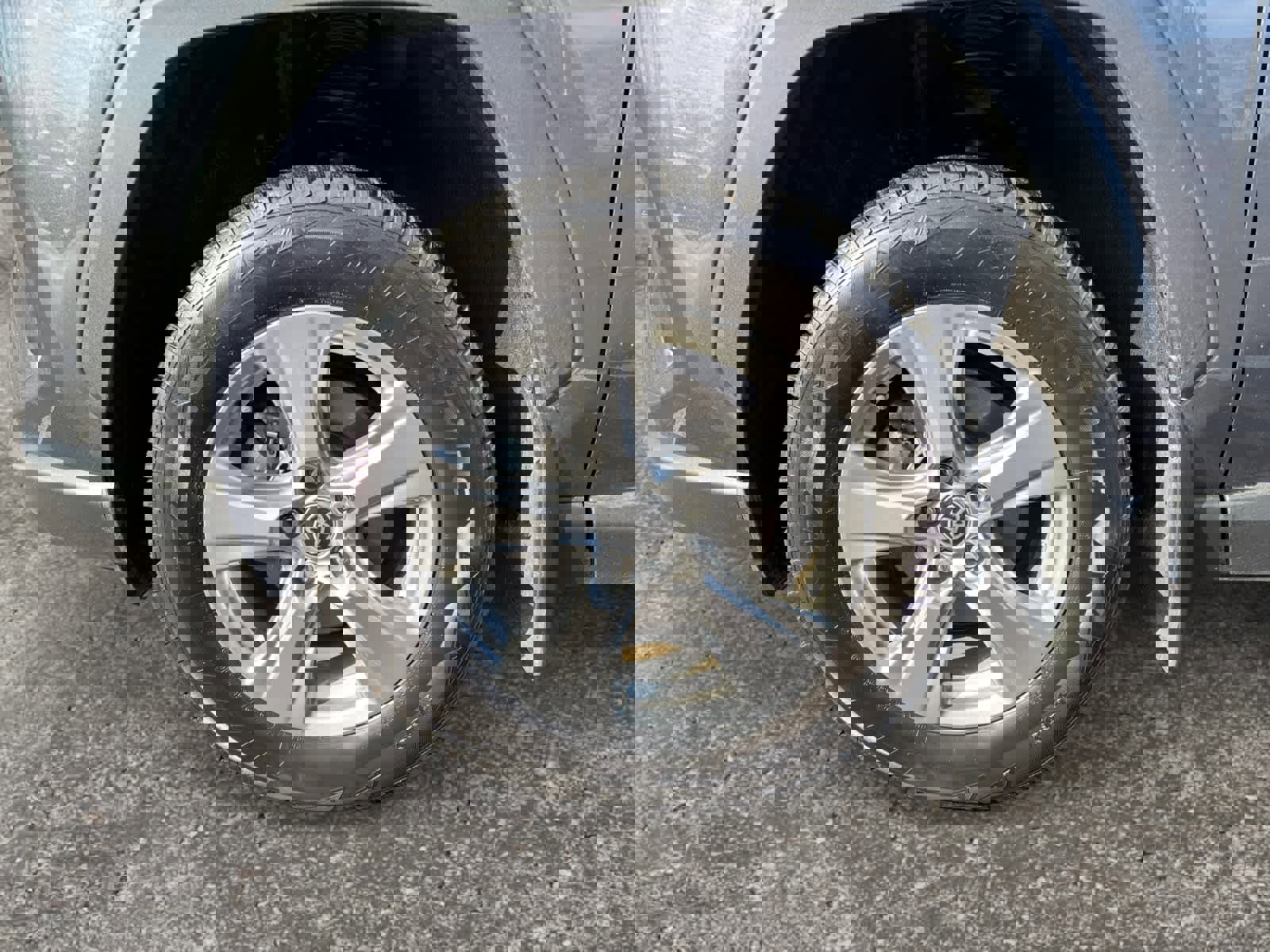 Used 2024 Toyota RAV4 XLE image 13