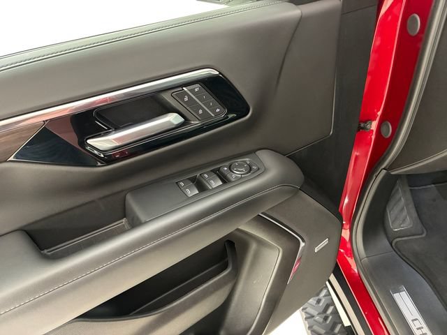 Certified 2025 Chevrolet Tahoe Z71 w/ Z71 Off-Road Package AWD/4WD image 13
