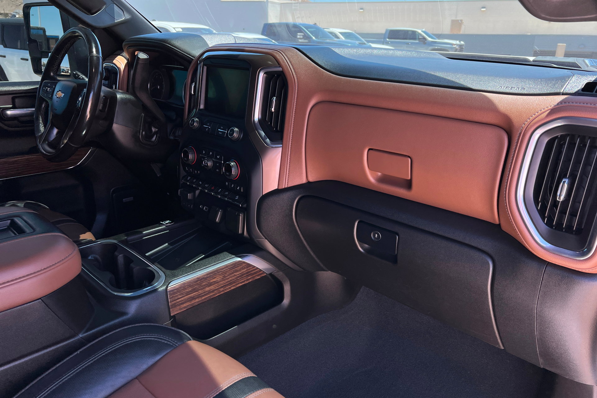 Used 2021 Chevrolet Silverado 3500 High Country w/ Z71 Off-Road Package AWD/4WD image 24