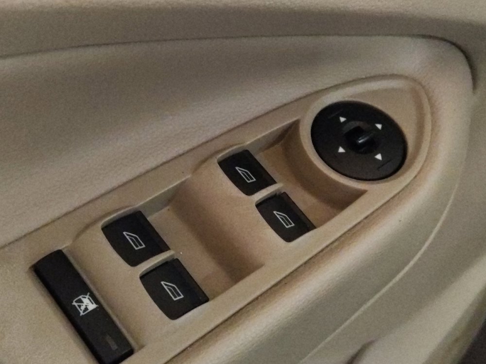 Used 2018 Ford Escape SEL image 27