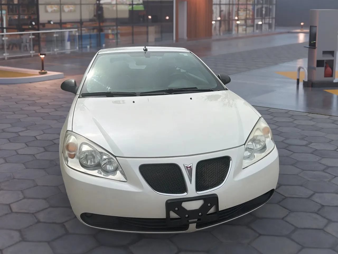 Used 2008 Pontiac G6 GT FWD image 22