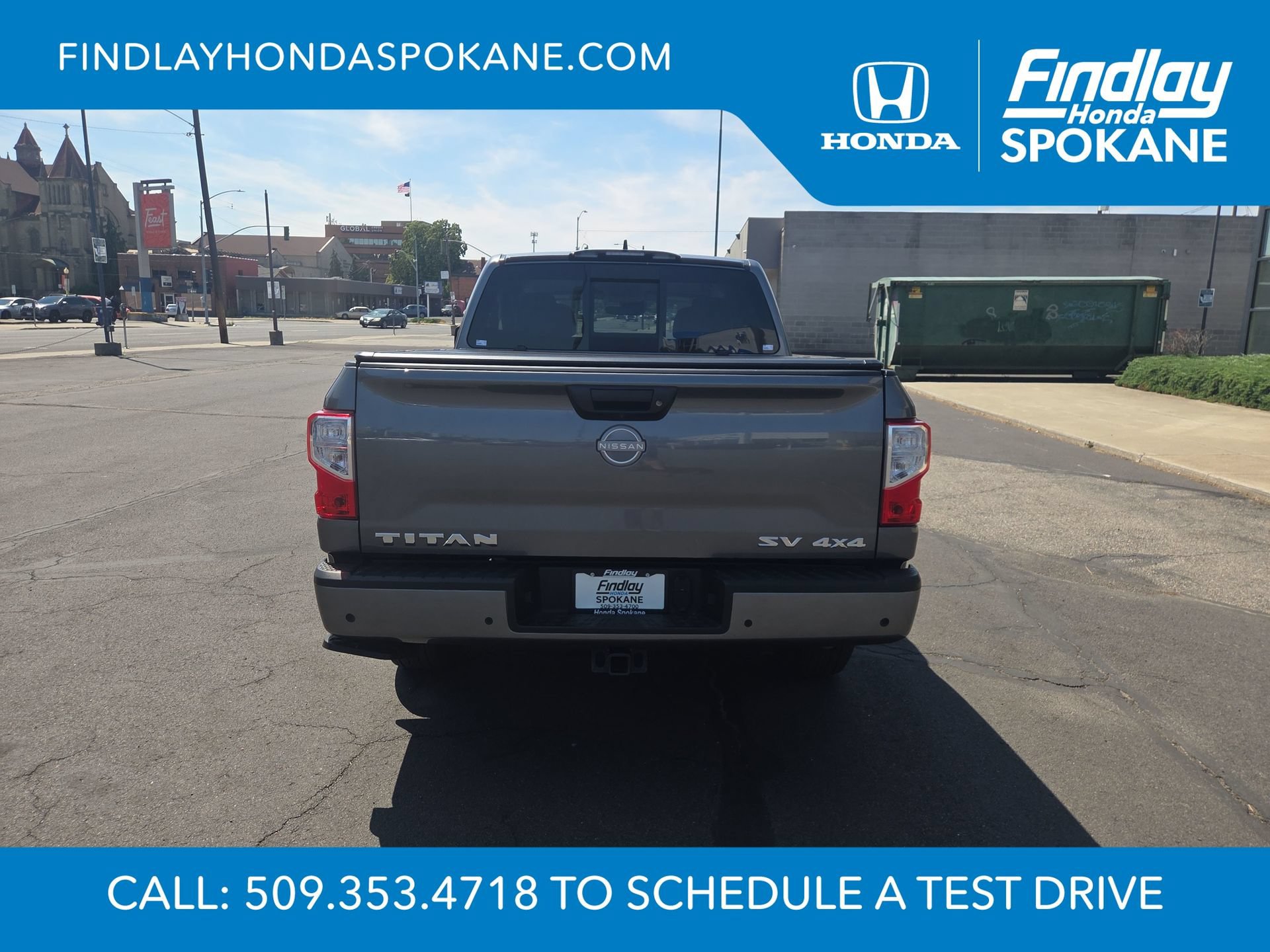 Used 2024 Nissan Titan SV w/ SV Convenience Package AWD/4WD image 4