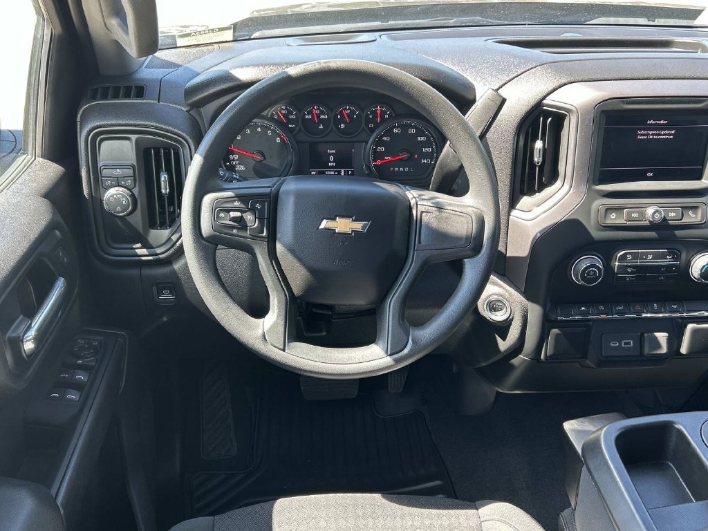 Used 2022 Chevrolet Silverado 1500 Custom RWD image 10