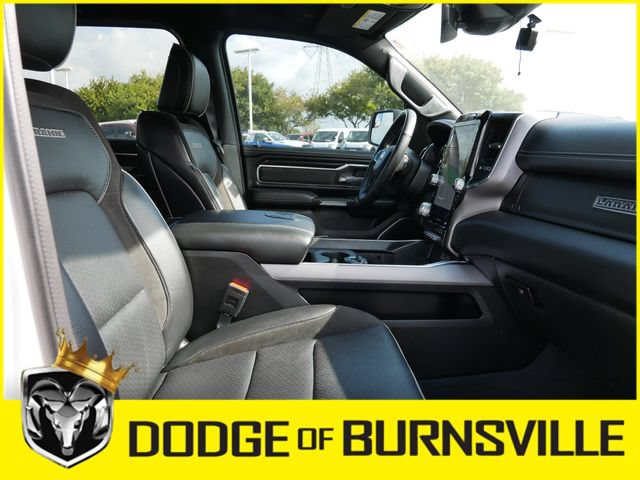 Used 2024 RAM 1500 Laramie AWD/4WD image 15