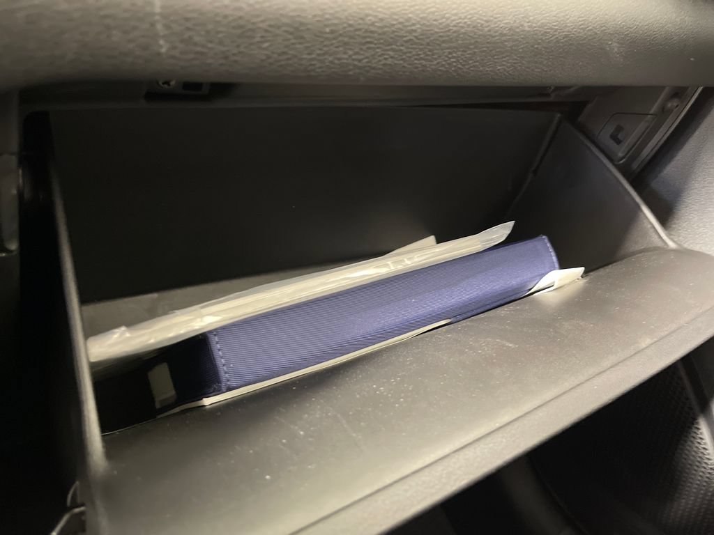 Certified 2025 Hyundai Venue SEL FWD image 27