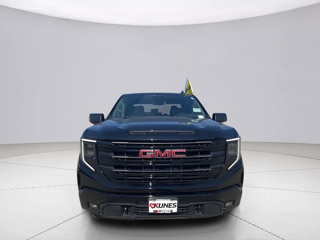 New 2025 GMC Sierra 1500 Elevation image 4