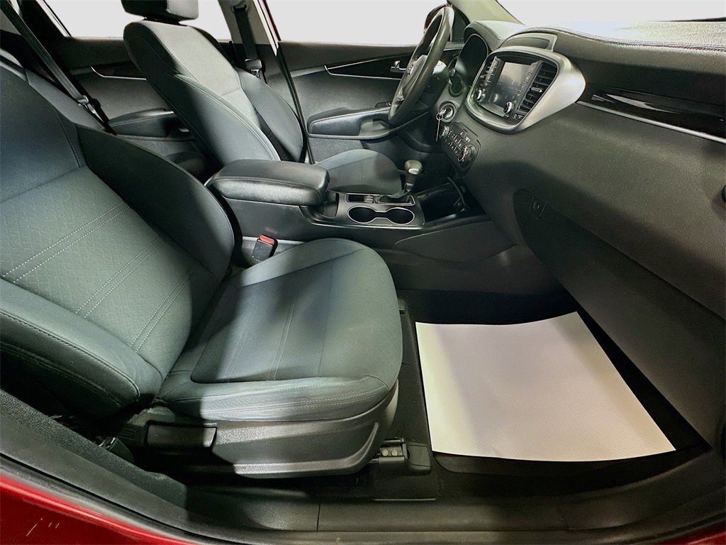 Used 2019 Kia Sorento AWD image 29