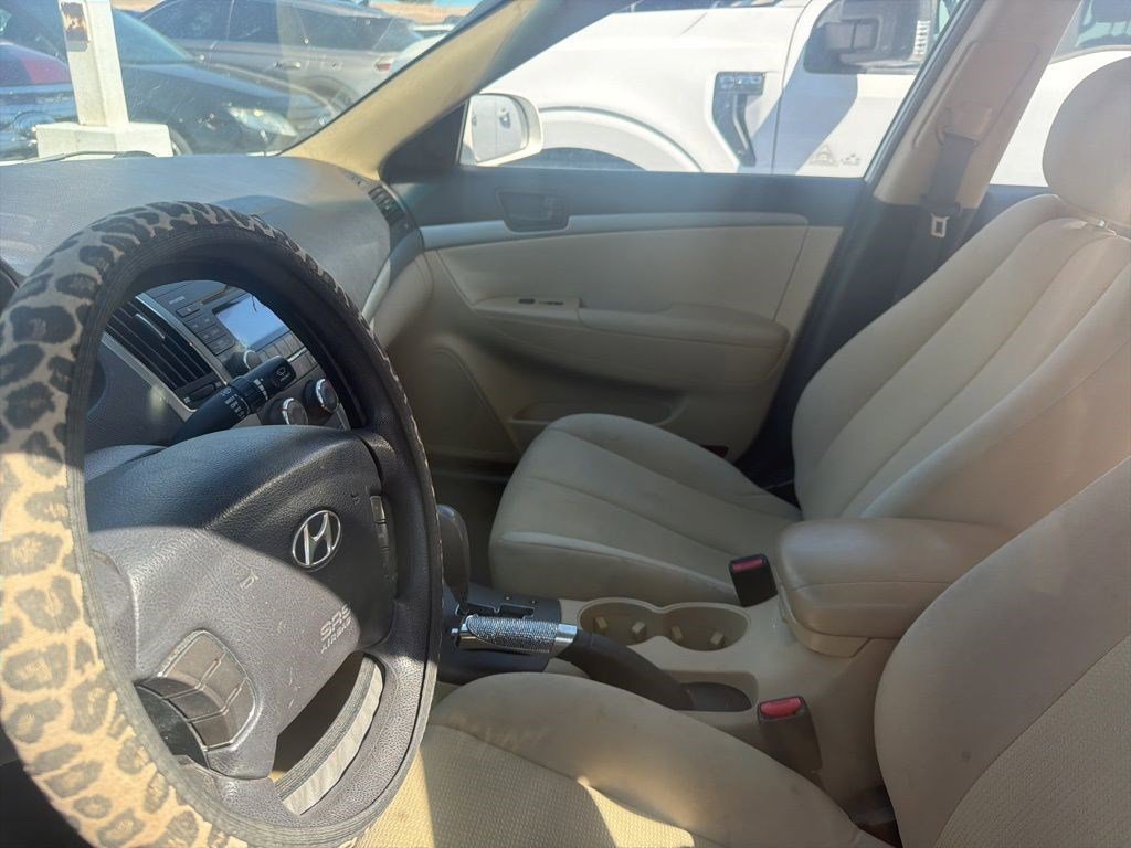 Used 2009 Hyundai Sonata GLS FWD image 5