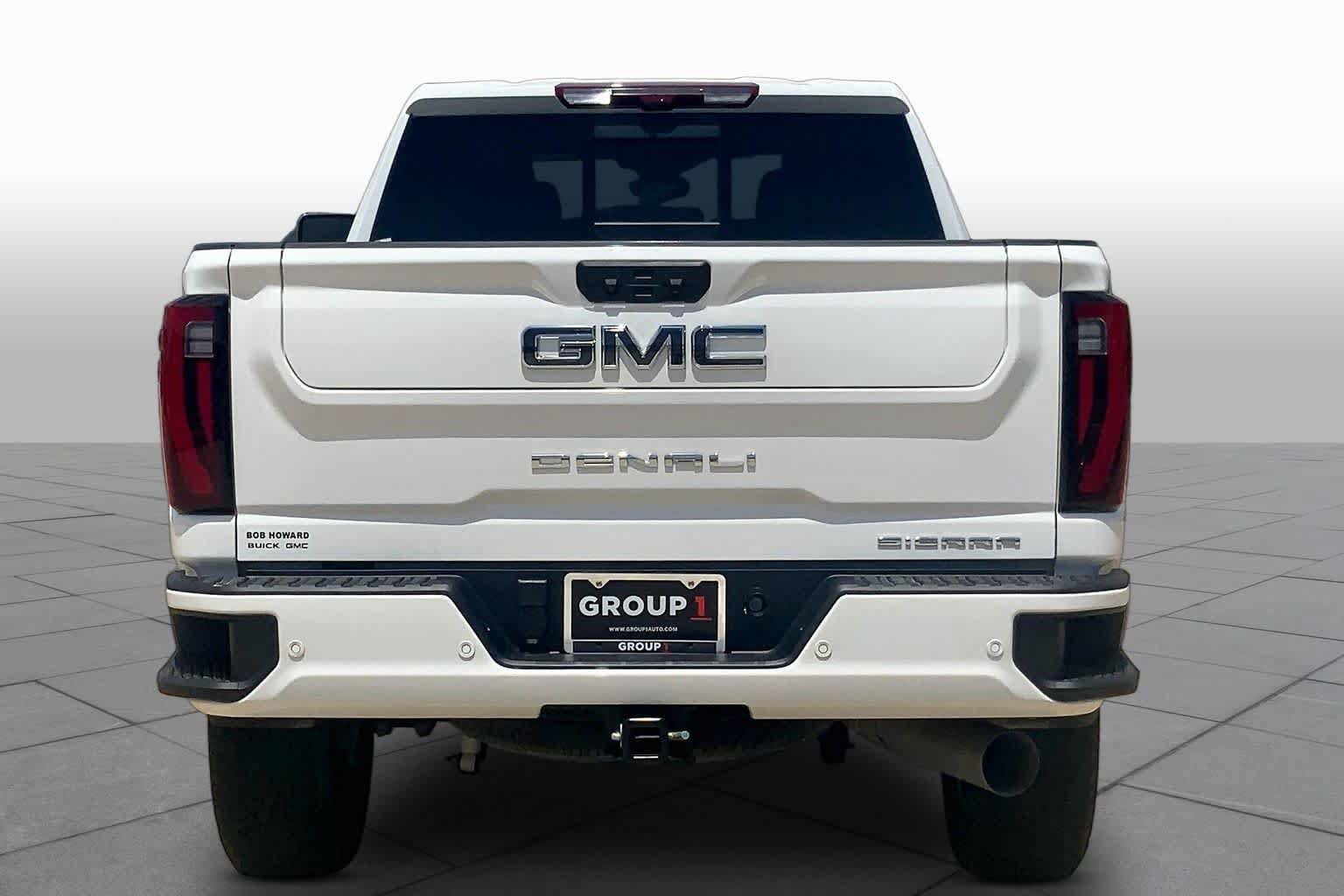 Certified 2025 GMC Sierra 2500 Denali Ultimate AWD/4WD image 5