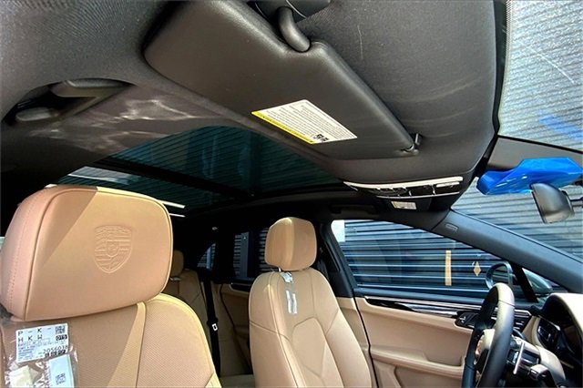 New 2025 Porsche Macan Turbo image 32