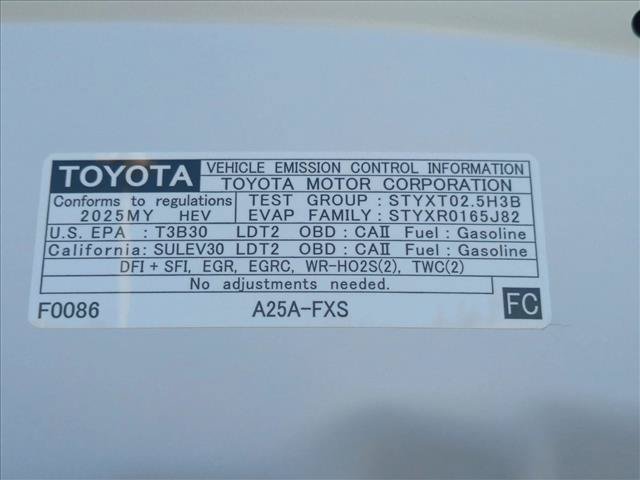 Used 2025 Toyota RAV4 XLE Premium w/ Weather Package AWD/4WD image 26
