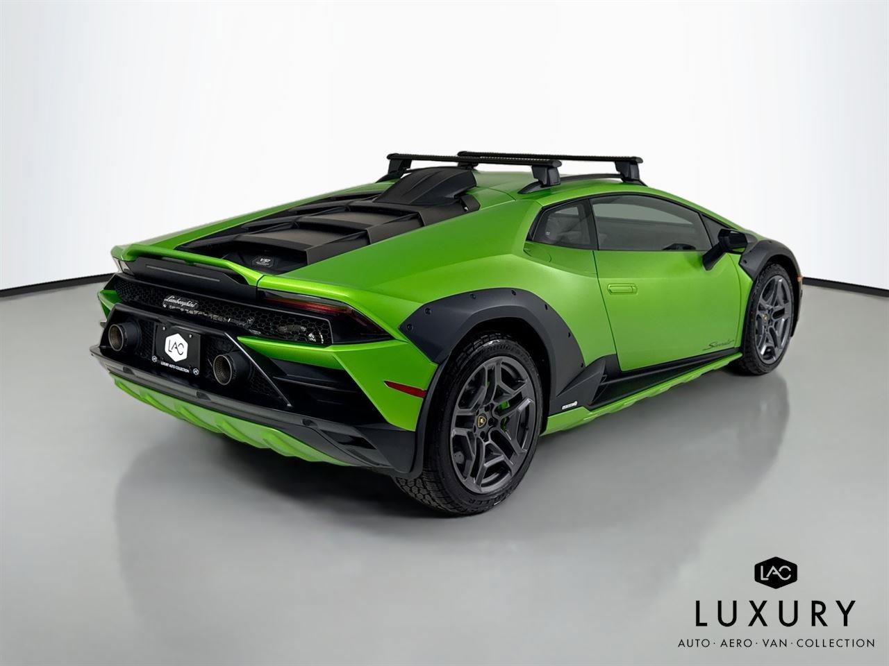 Used 2024 Lamborghini Huracan Sterrato AWD/4WD image 6