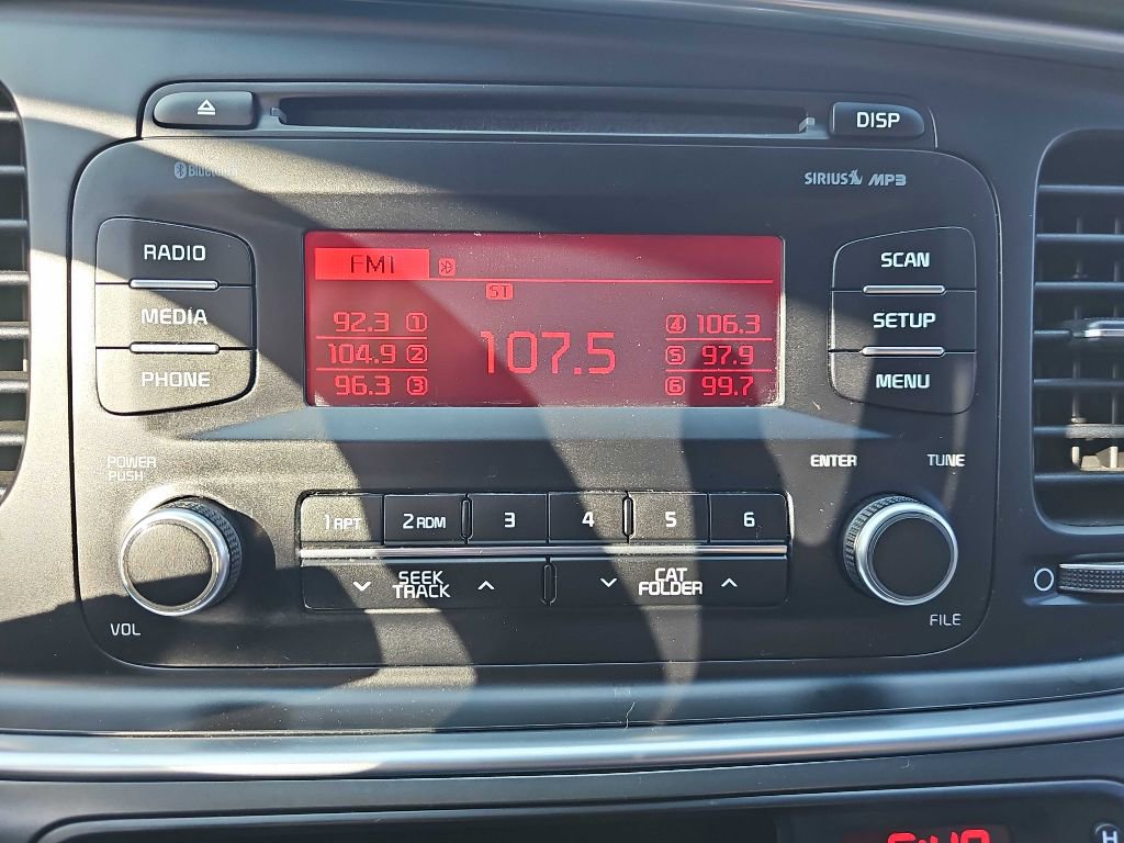 Used 2014 Kia Optima LX image 36