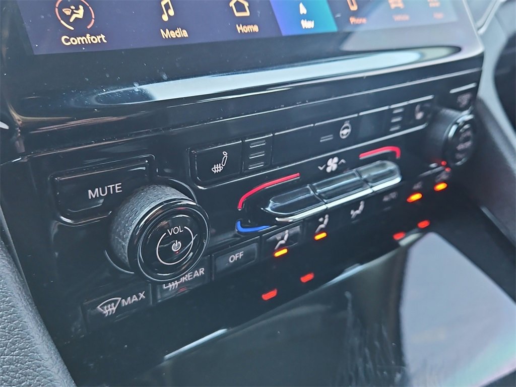 Used 2021 Jeep Grand Cherokee L Limited image 24