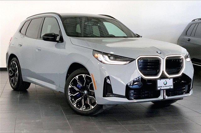 Used 2025 BMW X3 M50 w/ Premium Package image 2