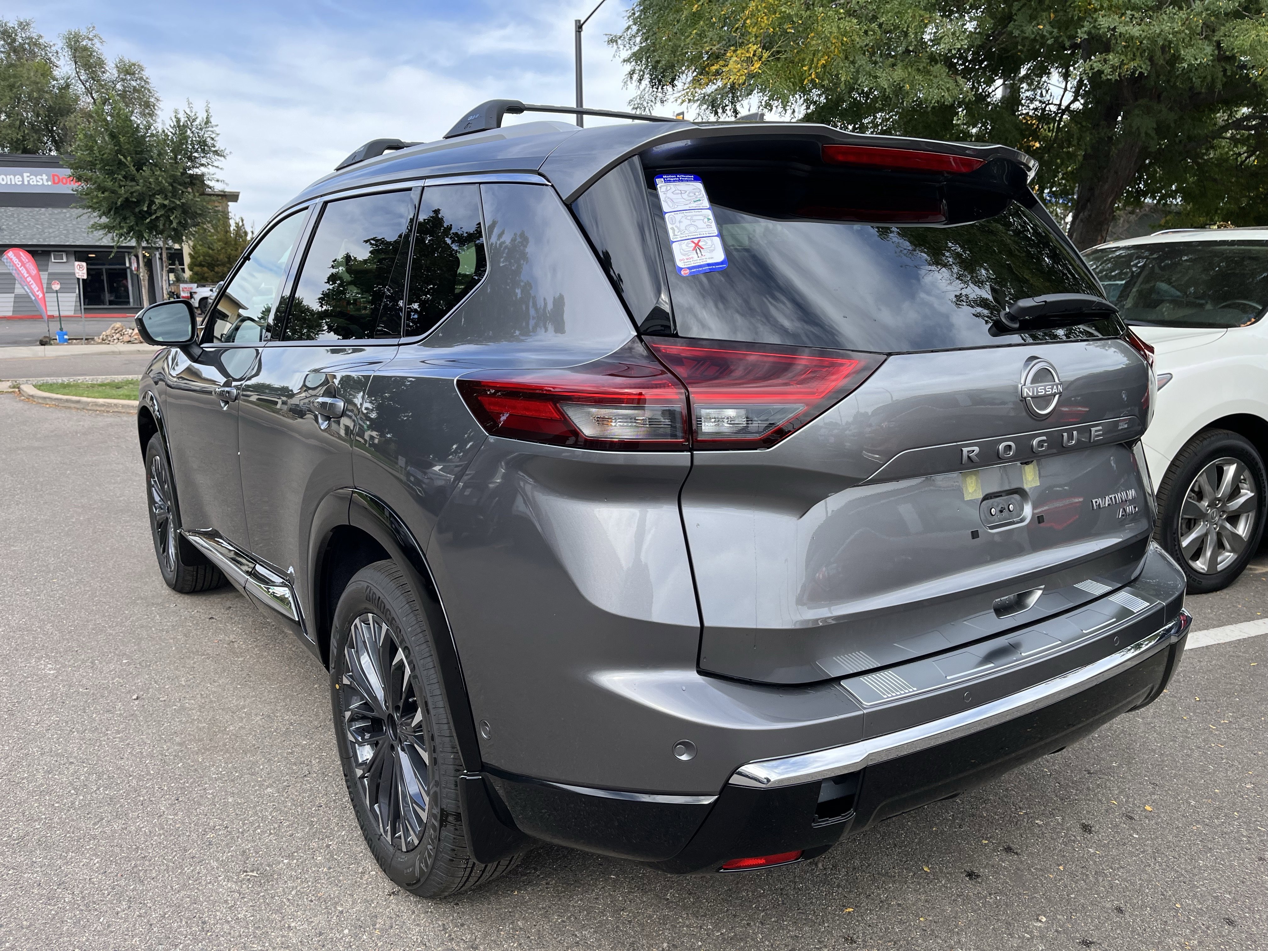 New 2026 Nissan Rogue Platinum image 5