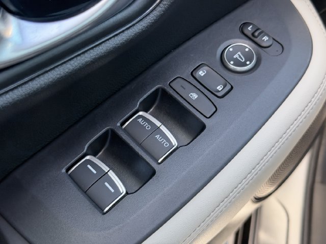 Used 2024 Honda HR-V EX-L image 21