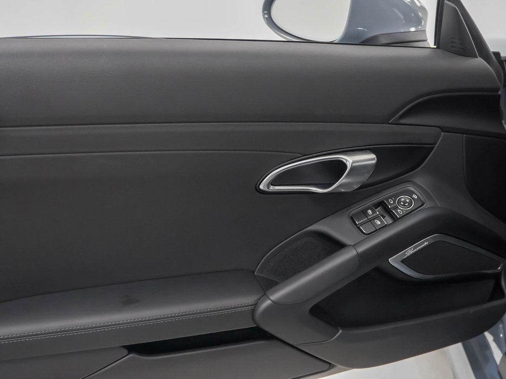 New 2025 Porsche 718 Cayman S RWD image 19