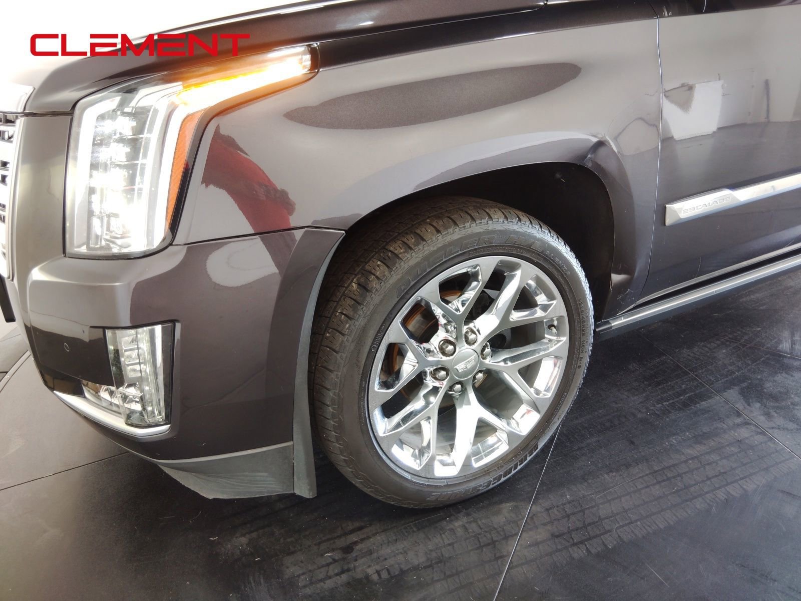 Used 2016 Cadillac Escalade ESV Platinum image 51