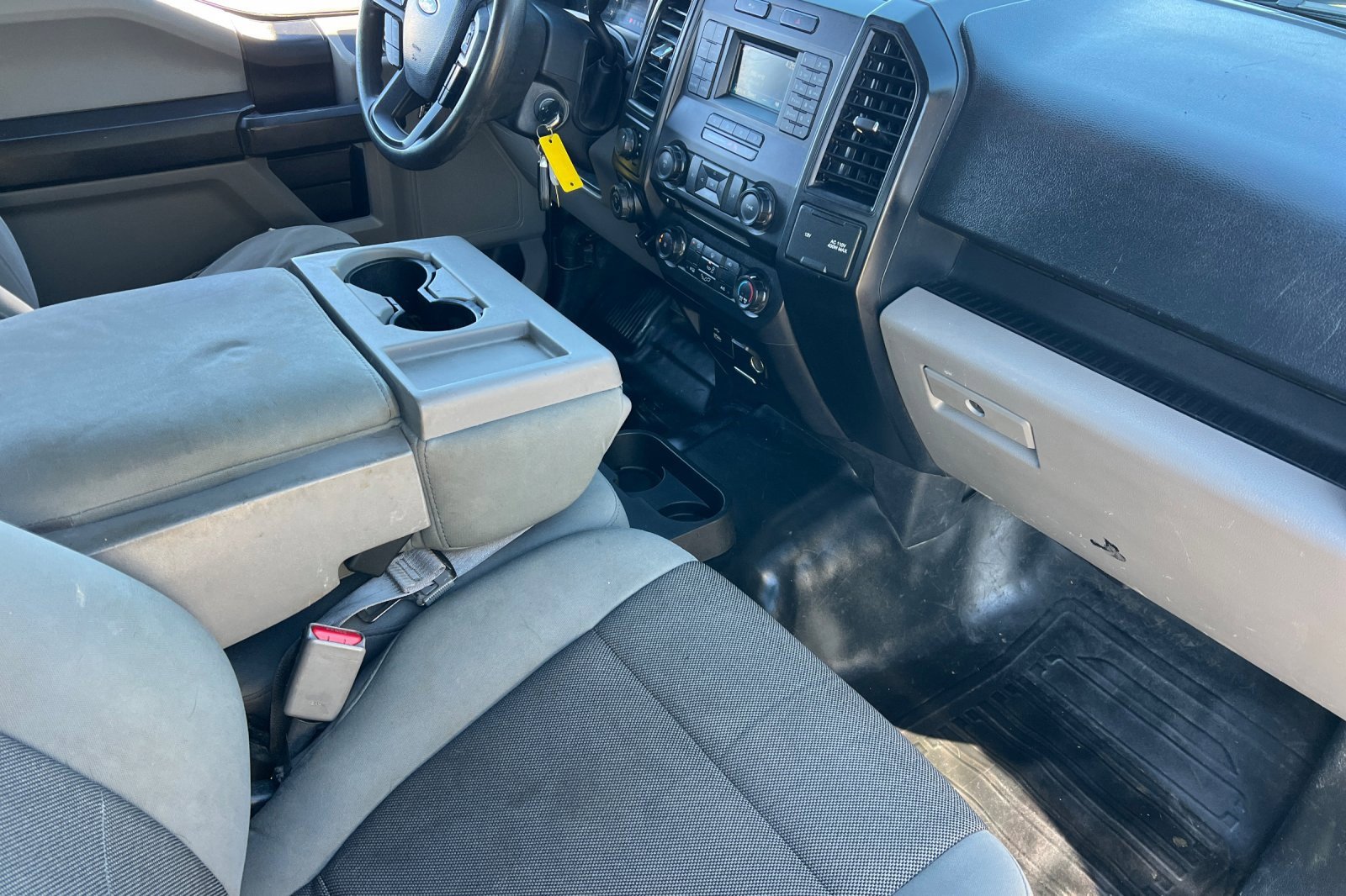 Used 2017 Ford F150 XL w/ Equipment Group 101A Mid image 12