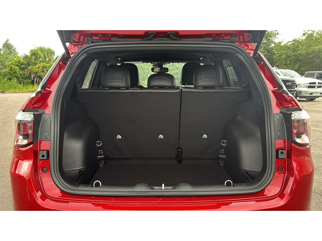 New 2026 Jeep Compass Latitude AWD/4WD image 16