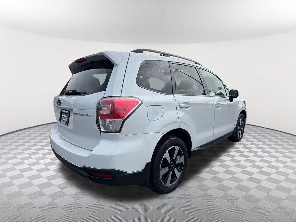 Used 2018 Subaru Forester 2.5i Premium image 5
