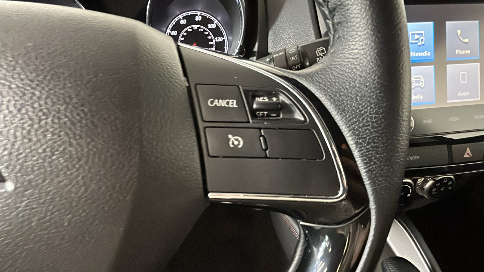 Used 2026 Mitsubishi Outlander Sport SE AWD/4WD image 18
