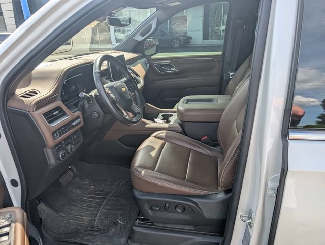 Used 2022 Chevrolet Tahoe High Country w/ Premium Package AWD/4WD image 13