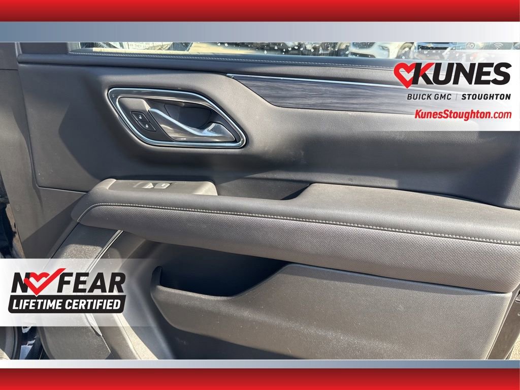 Used 2023 GMC Yukon SLT image 54