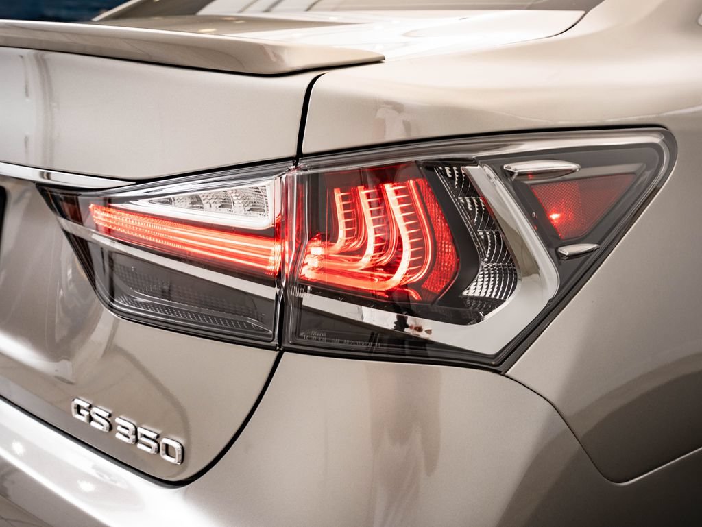 Used 2019 Lexus GS 350 F Sport RWD image 9
