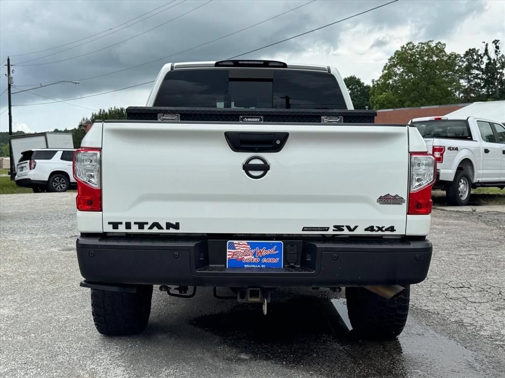 Used 2019 Nissan Titan SV w/ SV Convenience Package AWD/4WD image 4