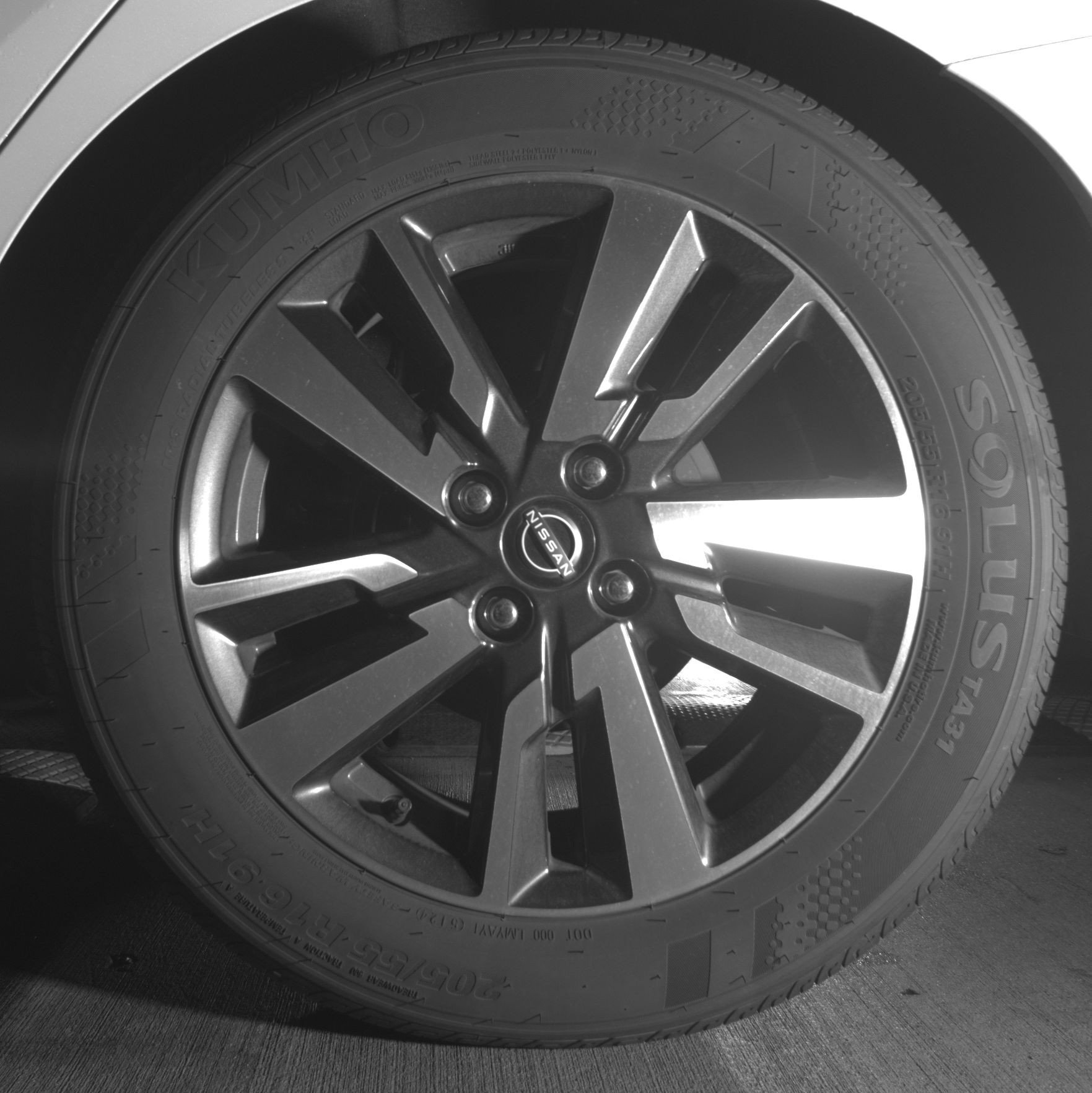 Used 2025 Nissan Versa SV image 14