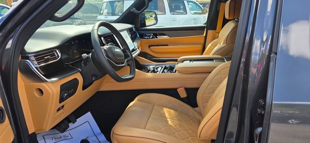 New 2026 Jeep Grand Wagoneer L Summit AWD/4WD image 17