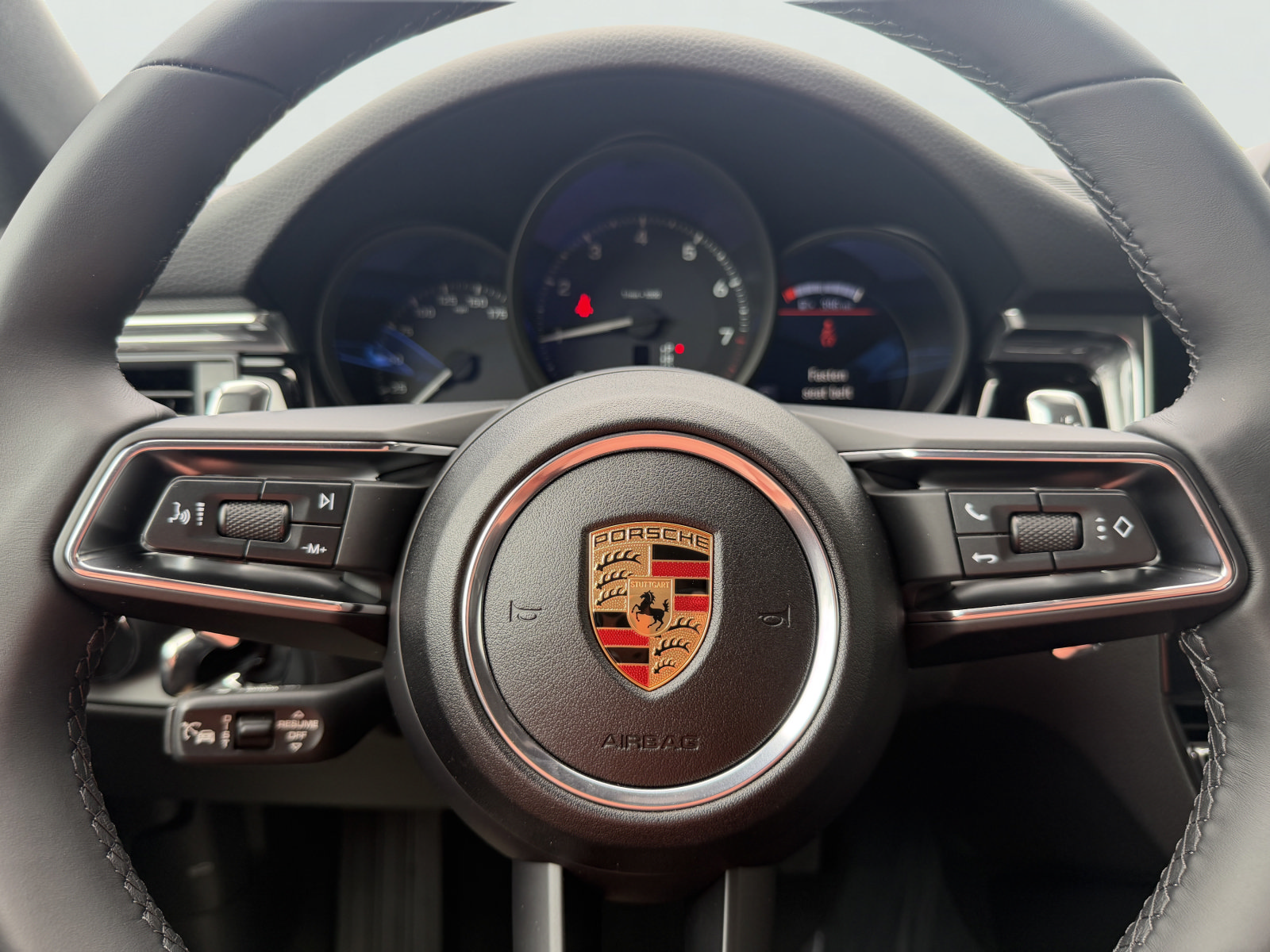 New 2026 Porsche Macan AWD/4WD image 35